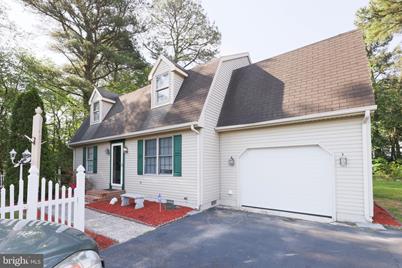 11266 Laurel - Photo 1