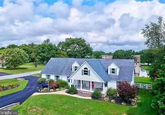5 Falcon Crest Dr, Harbeson, DE 19951-9736