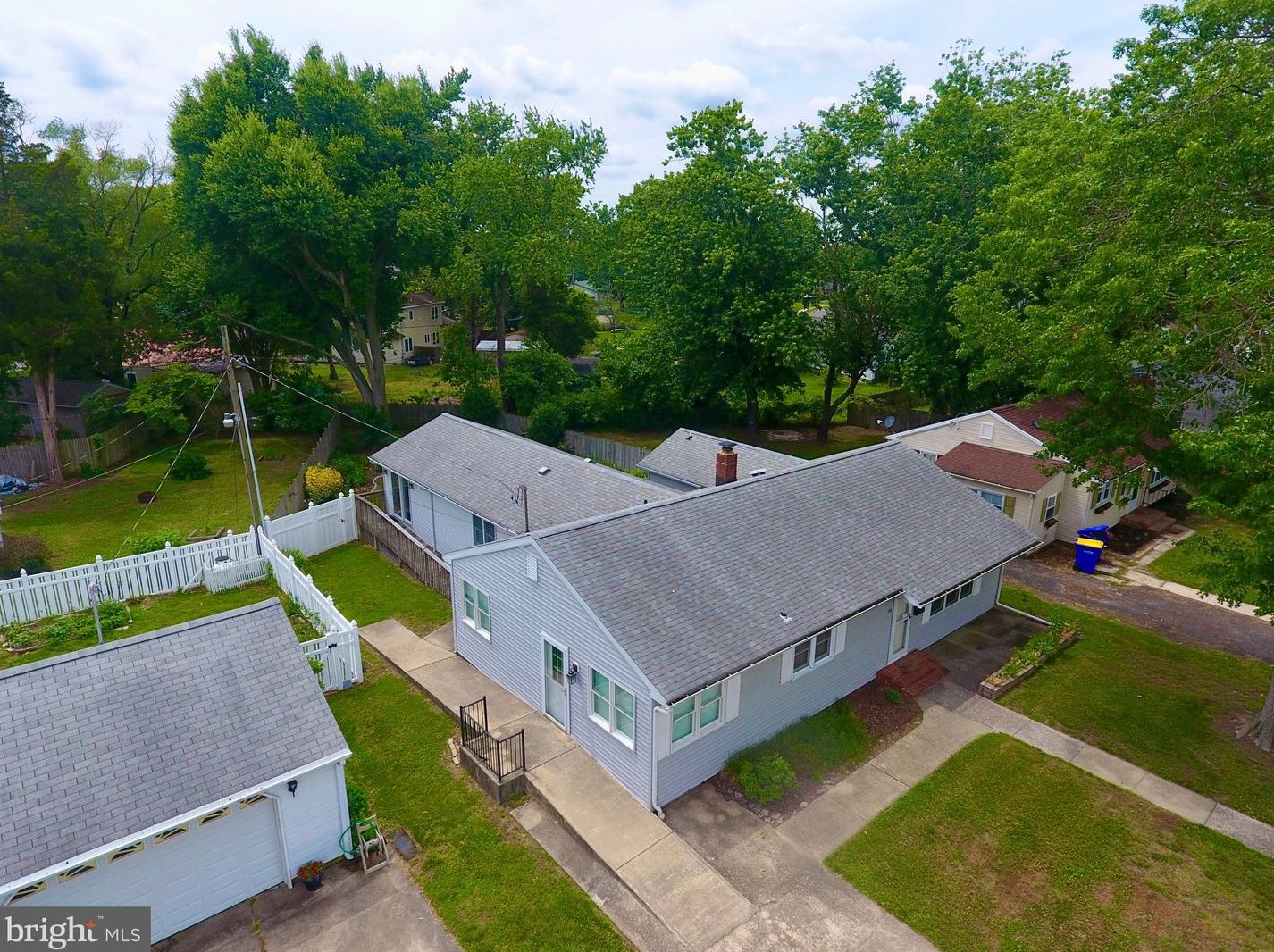 718 Magnolia Dr, Seaford, DE 19973