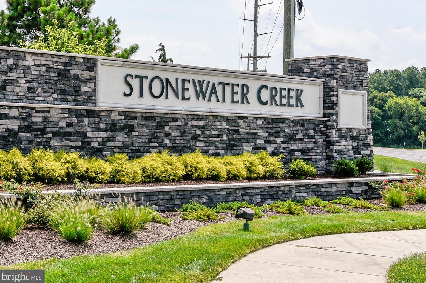 24676 Shoreline Dr, Millsboro, DE 19966