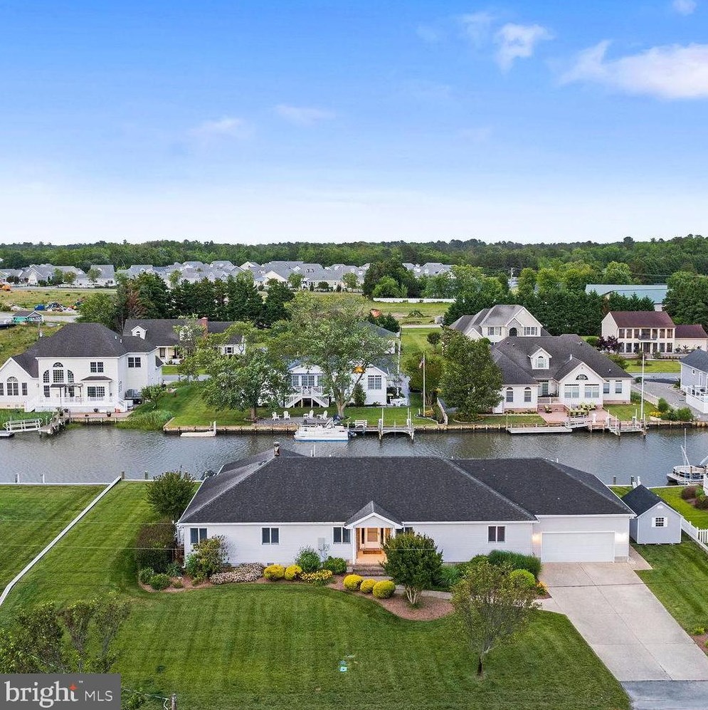 32 Marshall Rd, Rehoboth, DE 19971-9696