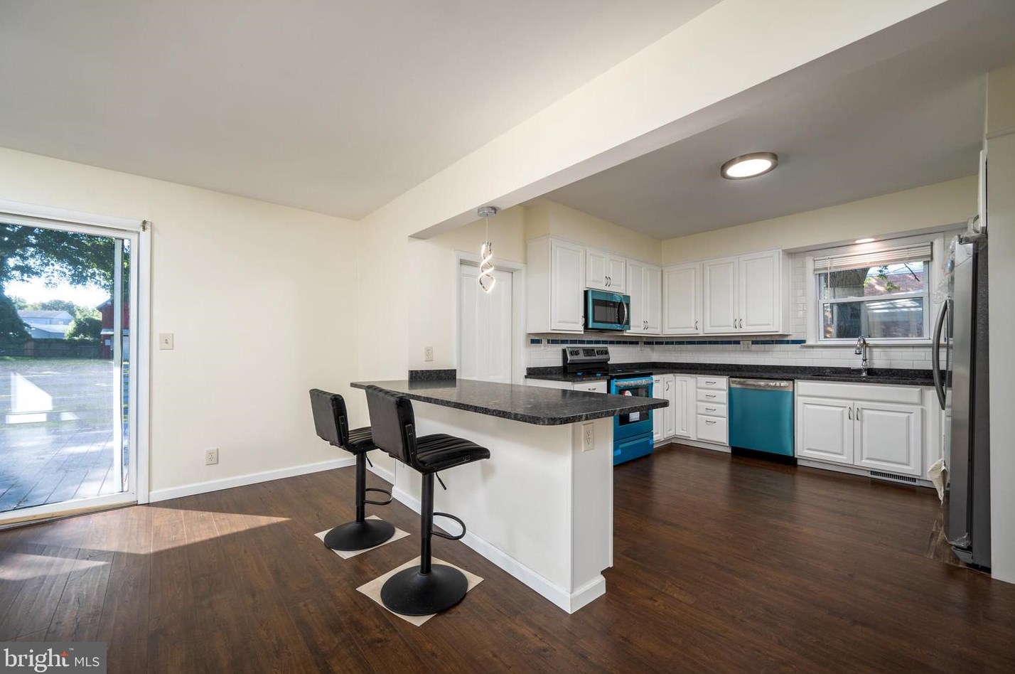 104 Causey Ave, Slaughter Beach, DE 19963