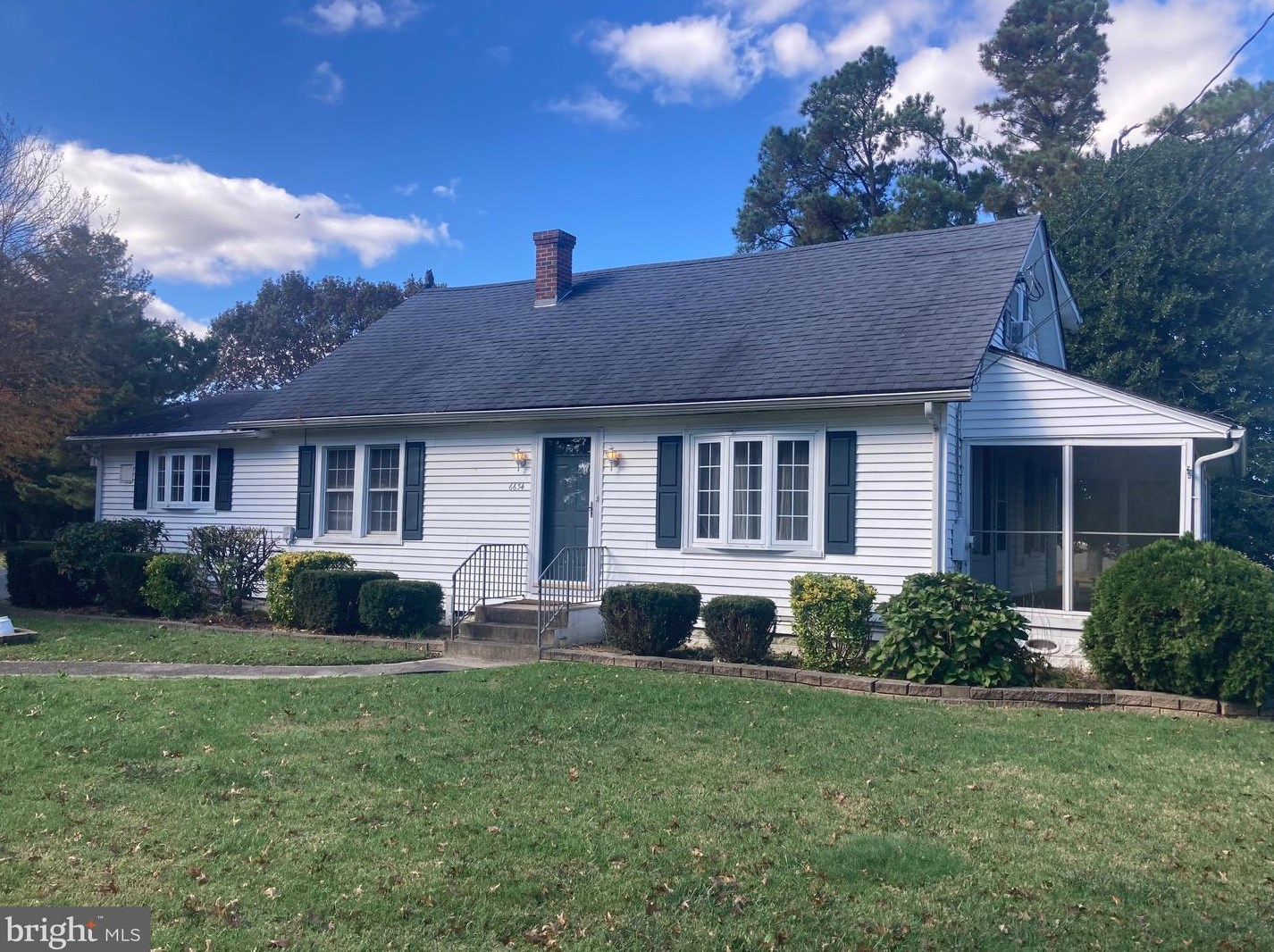 6634 Shawnee Rd, Slaughter Beach, DE 19963