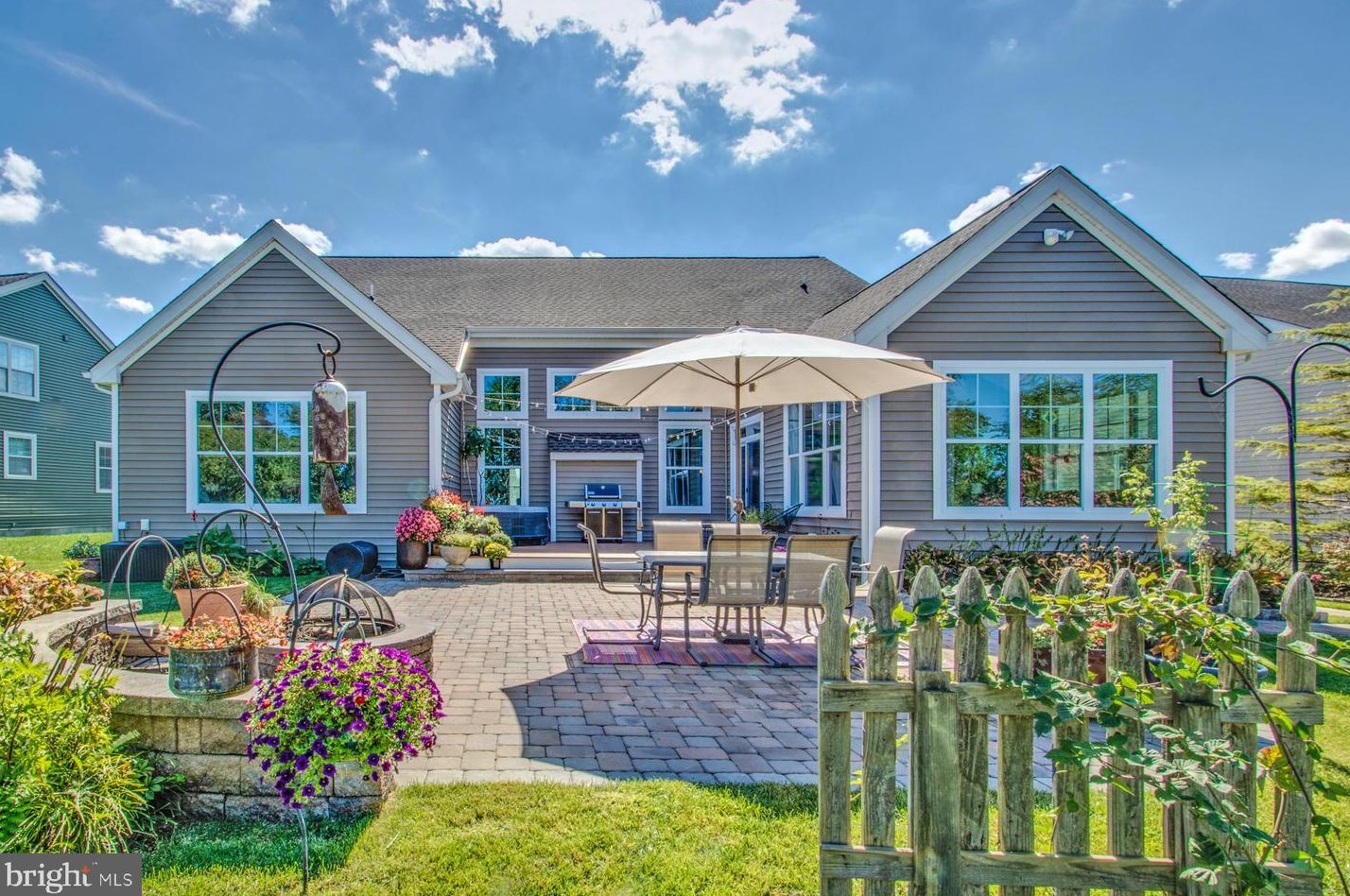 16813 Forest Dr, Lewes, DE 19958