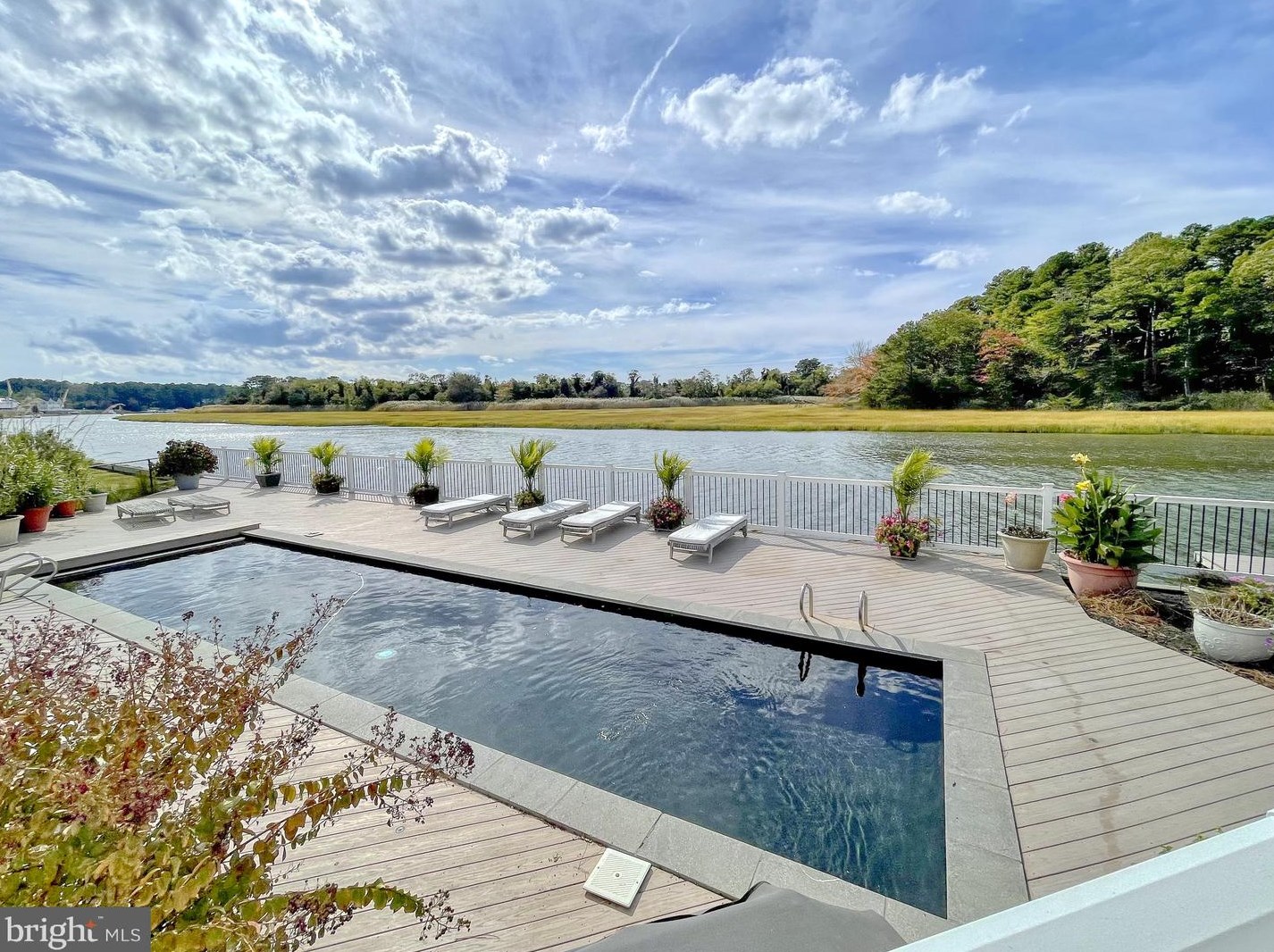 47 Holly Rd, Rehoboth, DE 19971