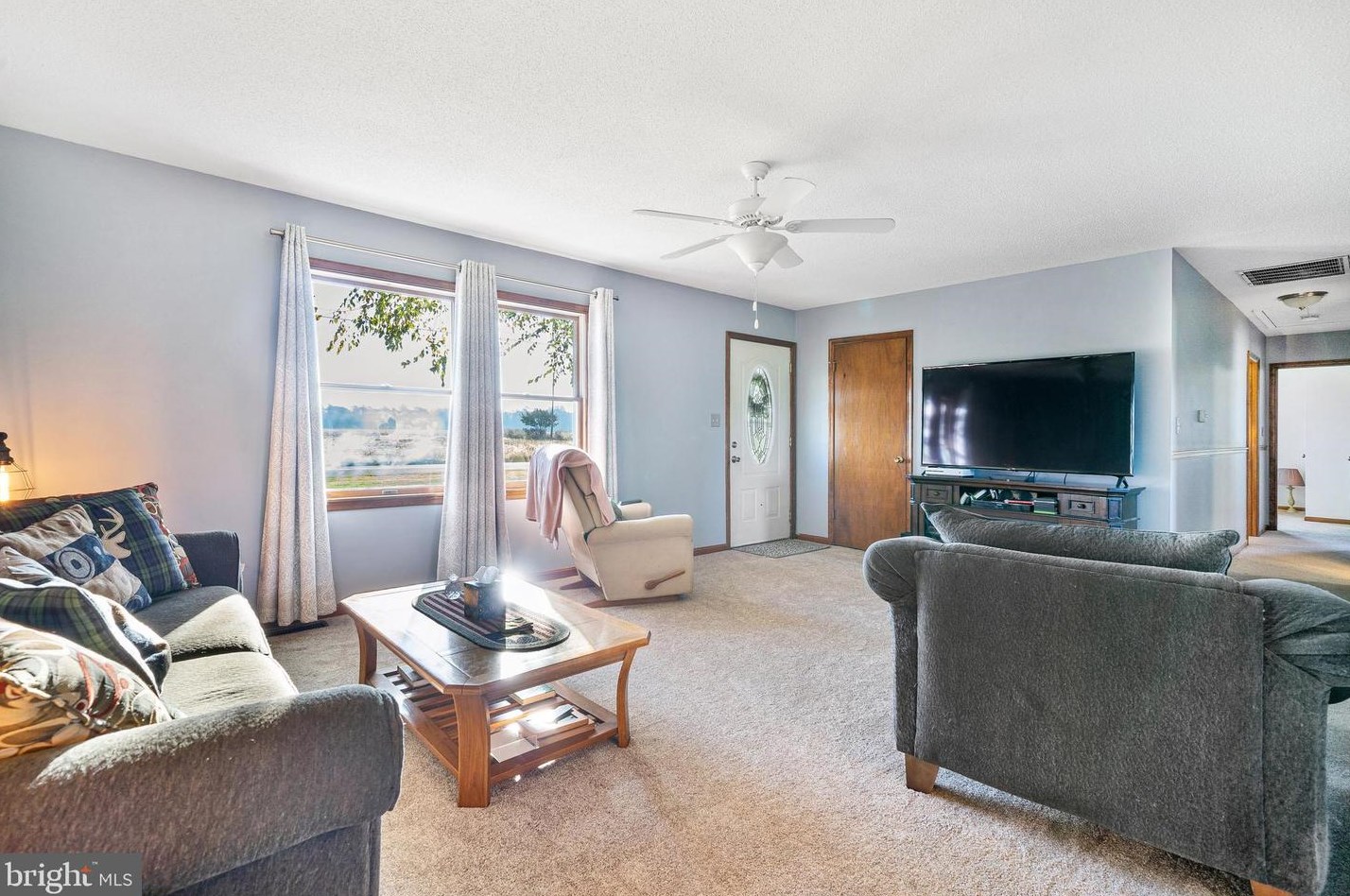 8046 Calhoun Rd, Slaughter Beach, DE 19963