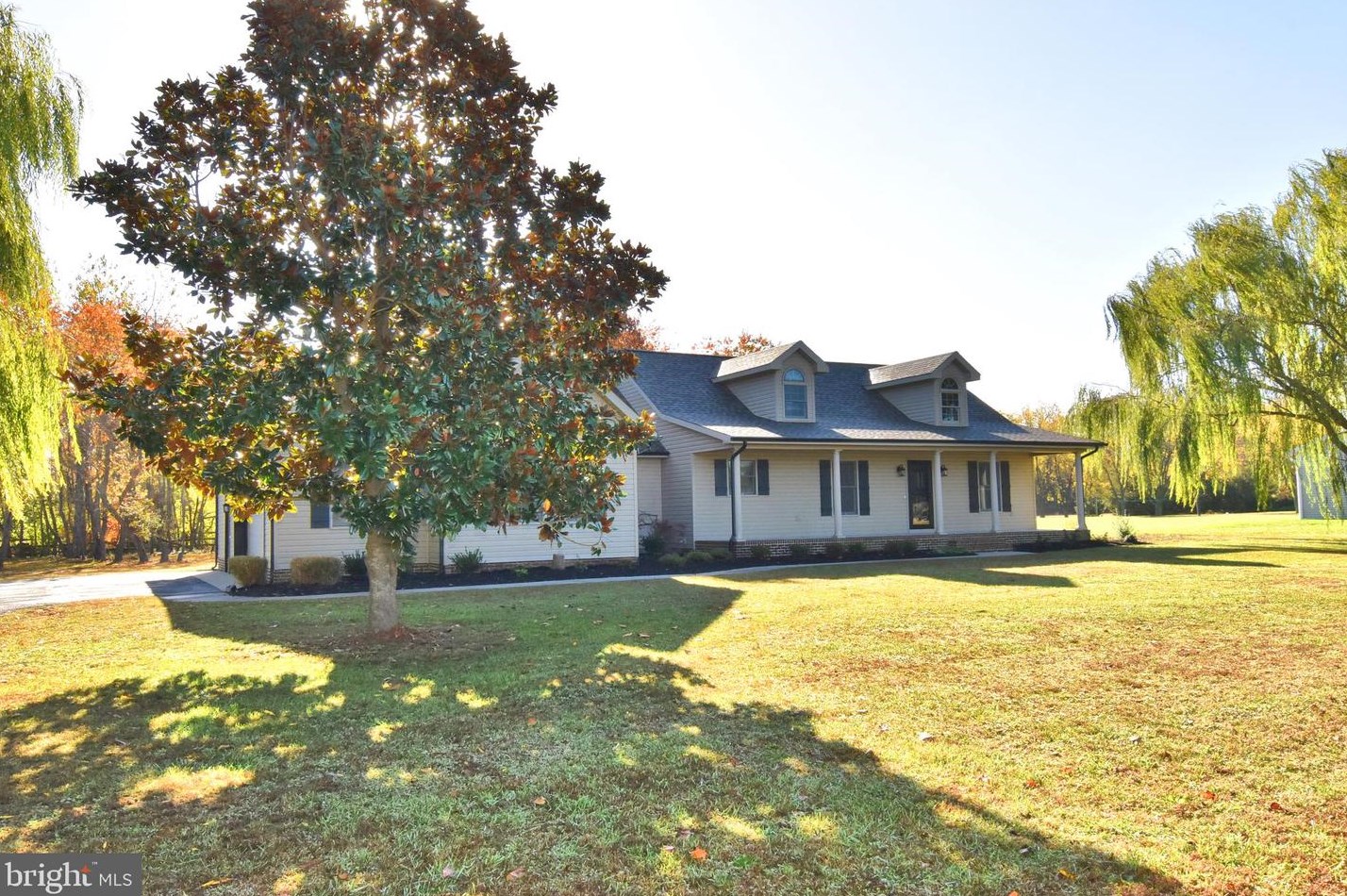 14571 Oyster Rocks Rd, Milton, DE 19968