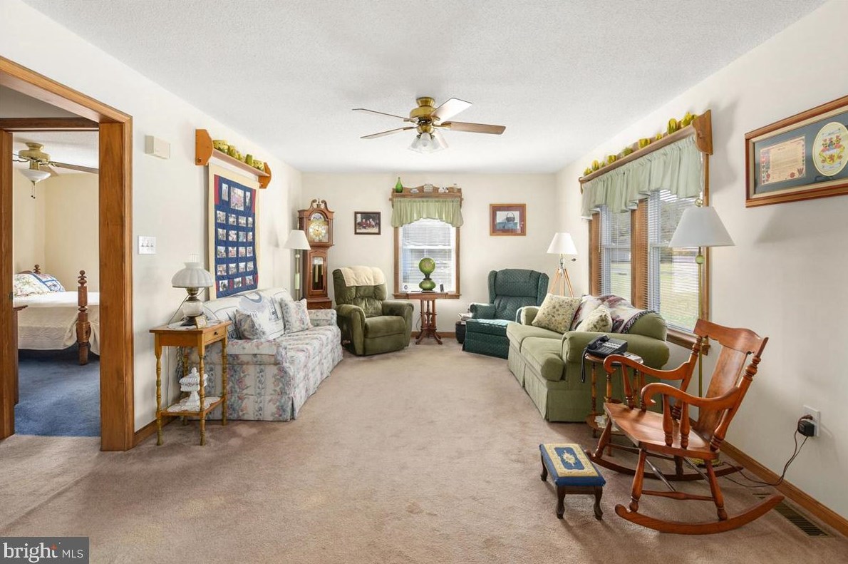 14087 Wolf Rd, Farmington, DE 19950