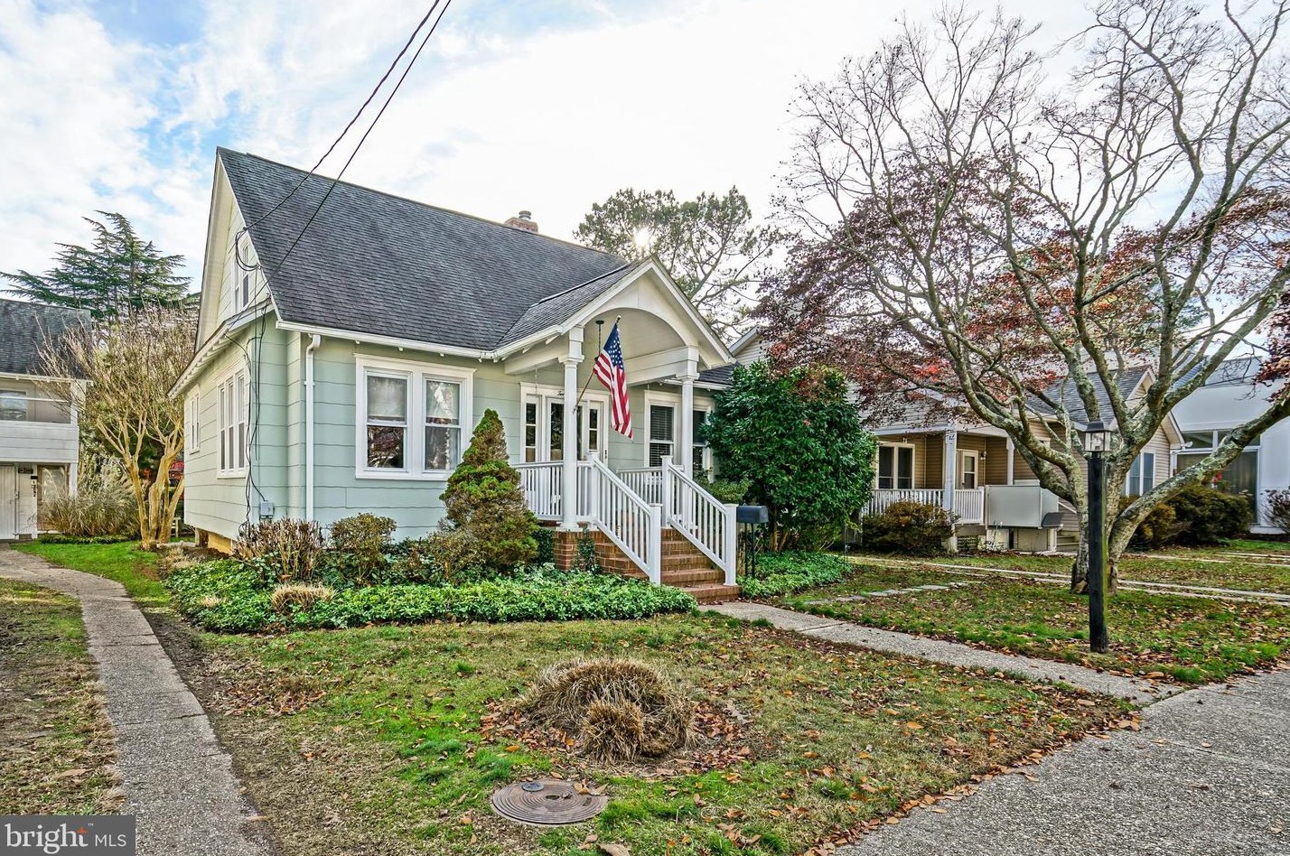 210 Hickman St, Rehoboth, DE 19971