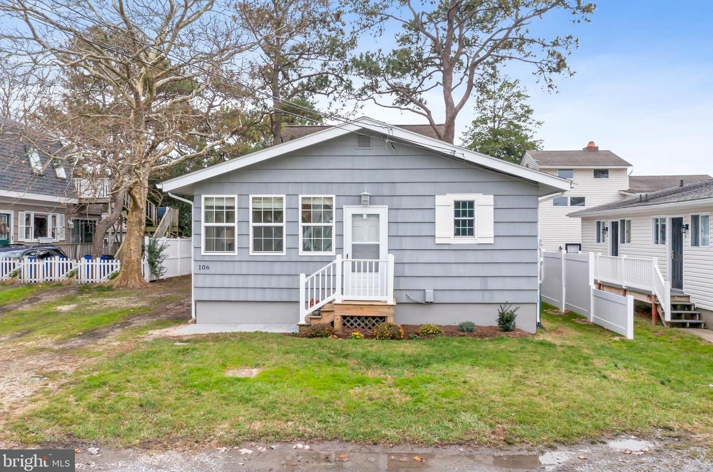 106 Saulsbury St, Rehoboth, DE 19971
