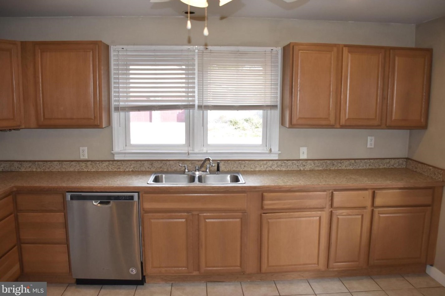 1303 W Stein Hwy, Seaford, DE 19973
