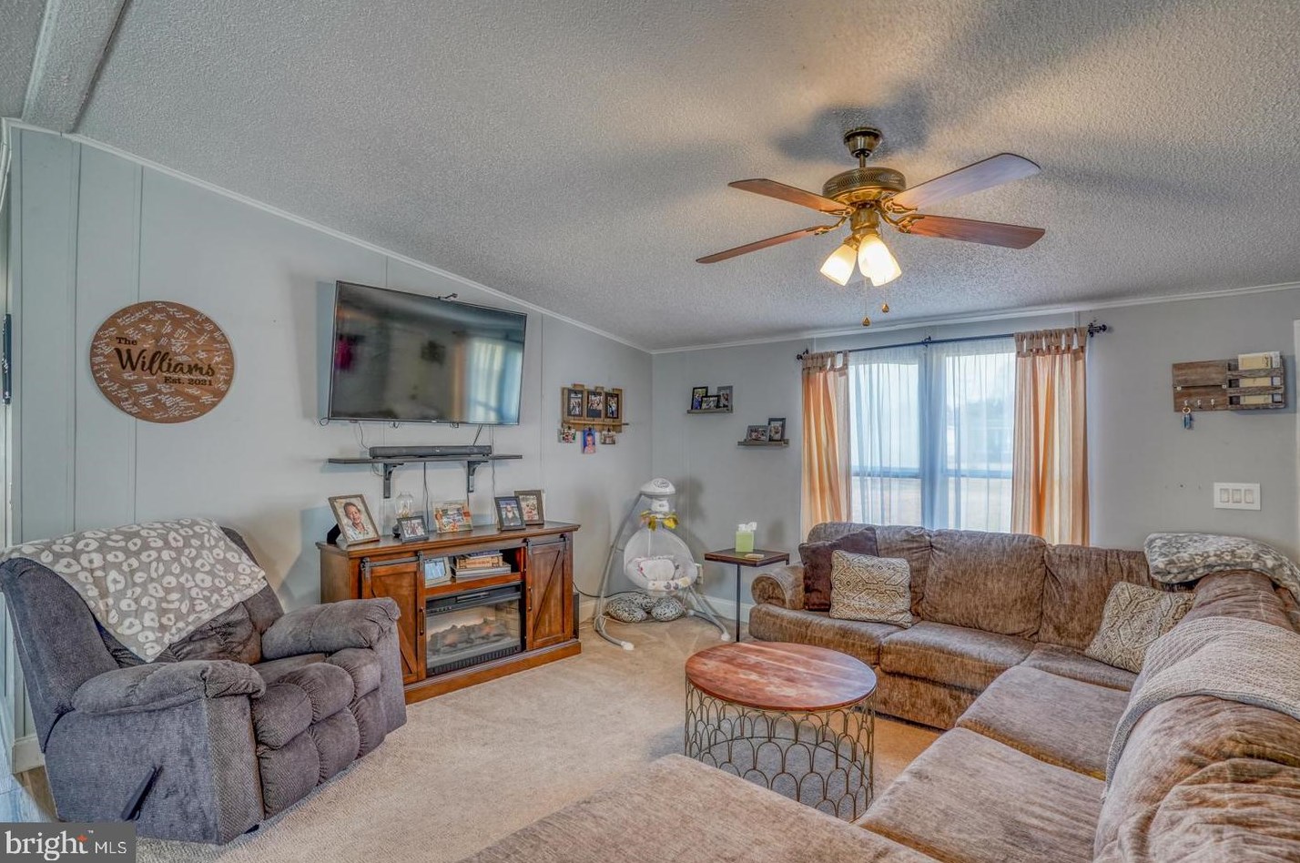 22299 Raven Cir, Lincoln DE  19960-4026 exterior