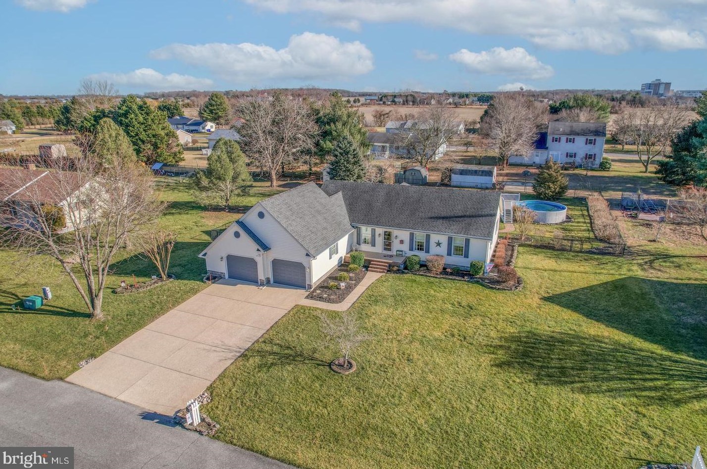 6 E Saratoga Rd, Slaughter Beach, DE 19963