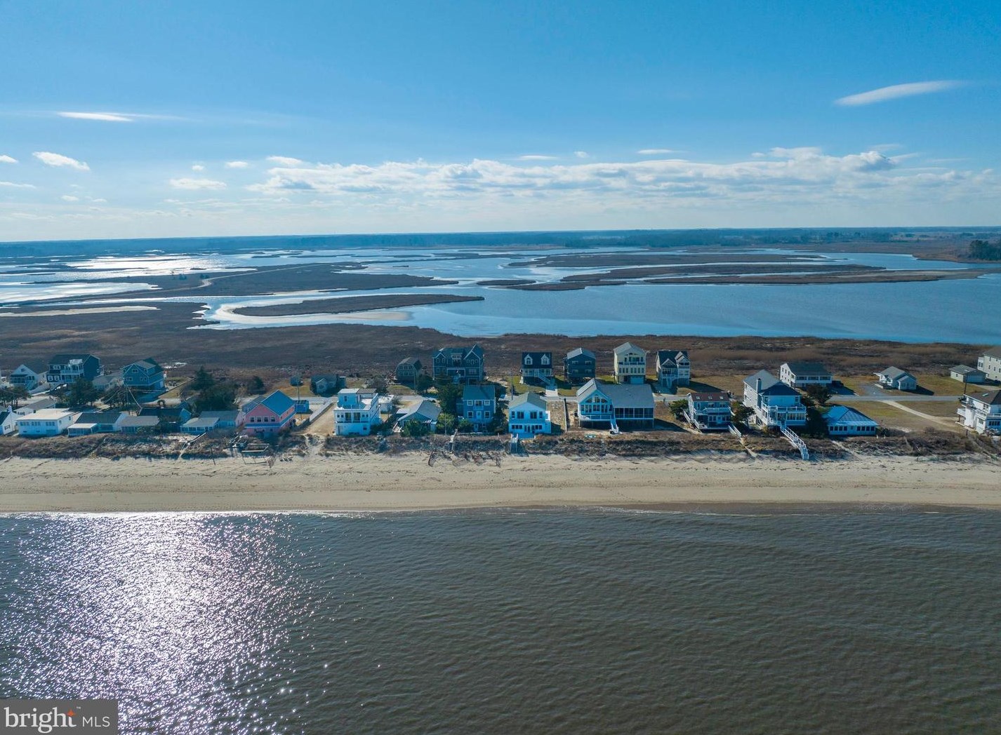 9187 Shore Dr, Slaughter Beach, DE 19963