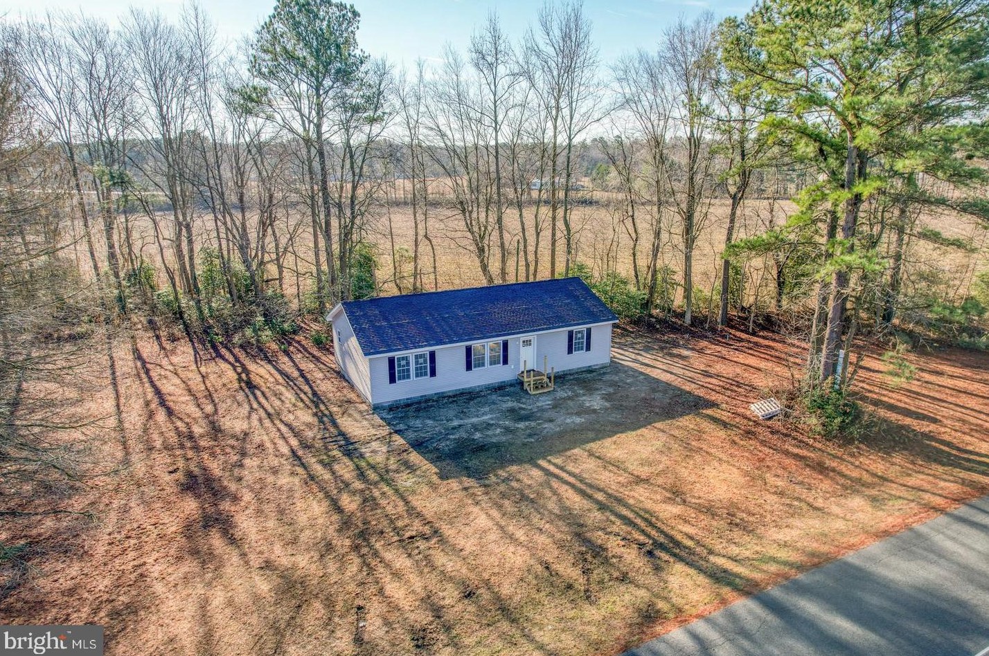 19344 Hummingbird Rd, Ellendale, DE 19941