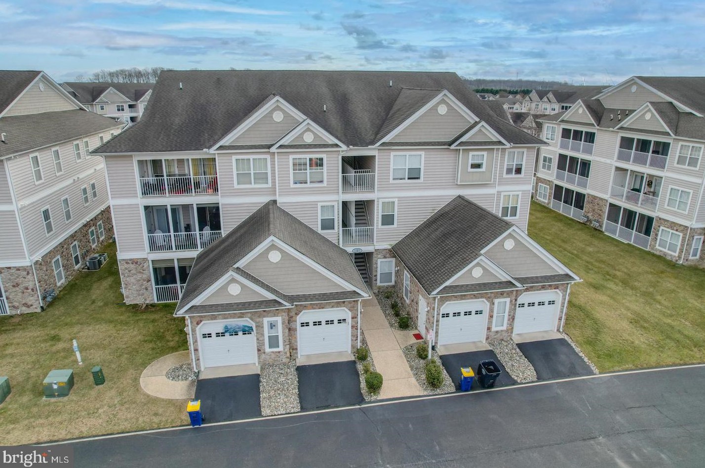 3401 Sagamore Dr #3404d, Slaughter Beach, DE 19963