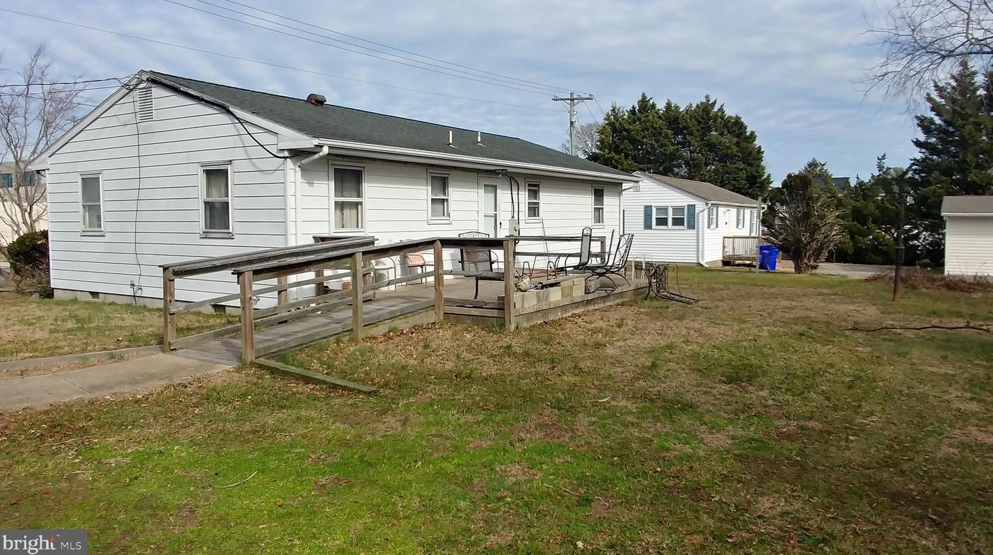 17591 Shady Rd, Lewes, DE 19958