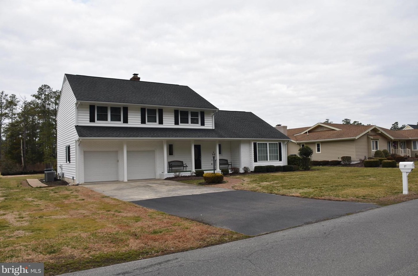 27 Side Dr, Rehoboth, DE 19971-1301