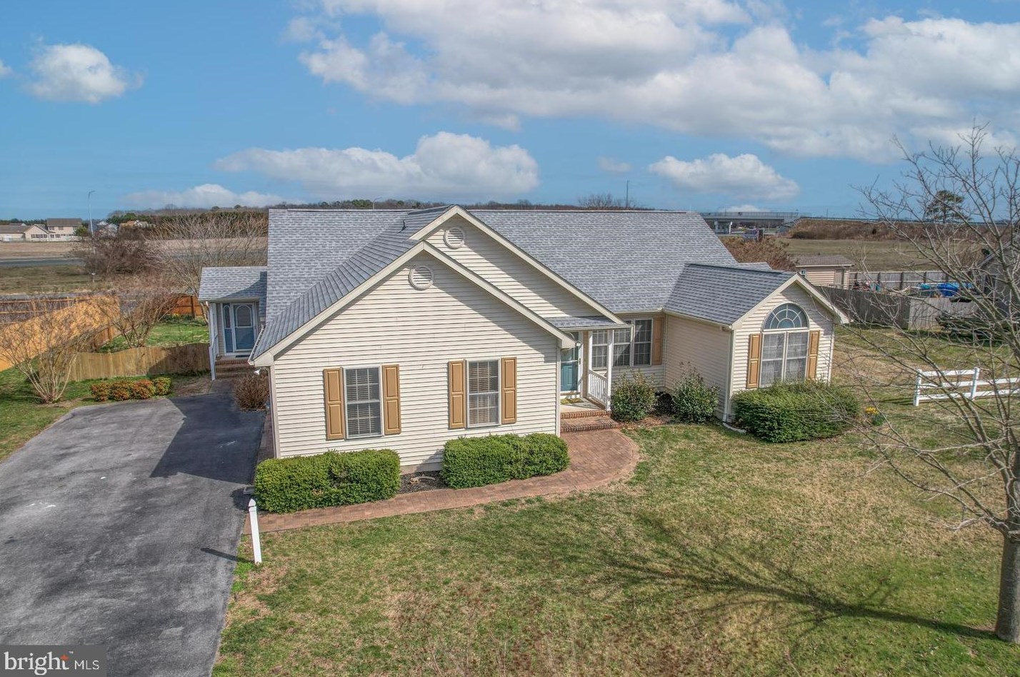 104 Matthews Circle, Slaughter Beach, DE 19963