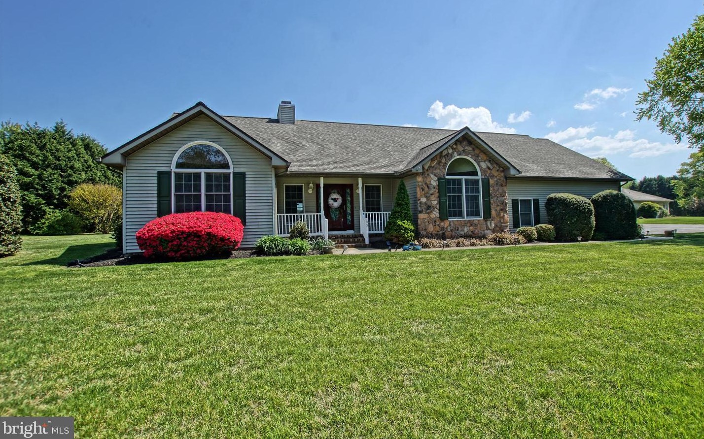 93 Glade Cir, Rehoboth, DE 19971-4117