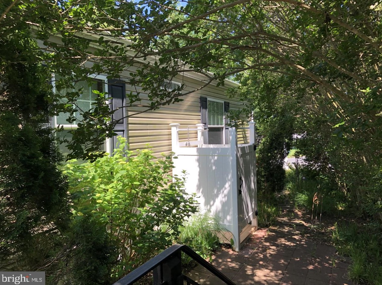 19883 Atlantic Ave, Rehoboth DE  19971-3824 exterior