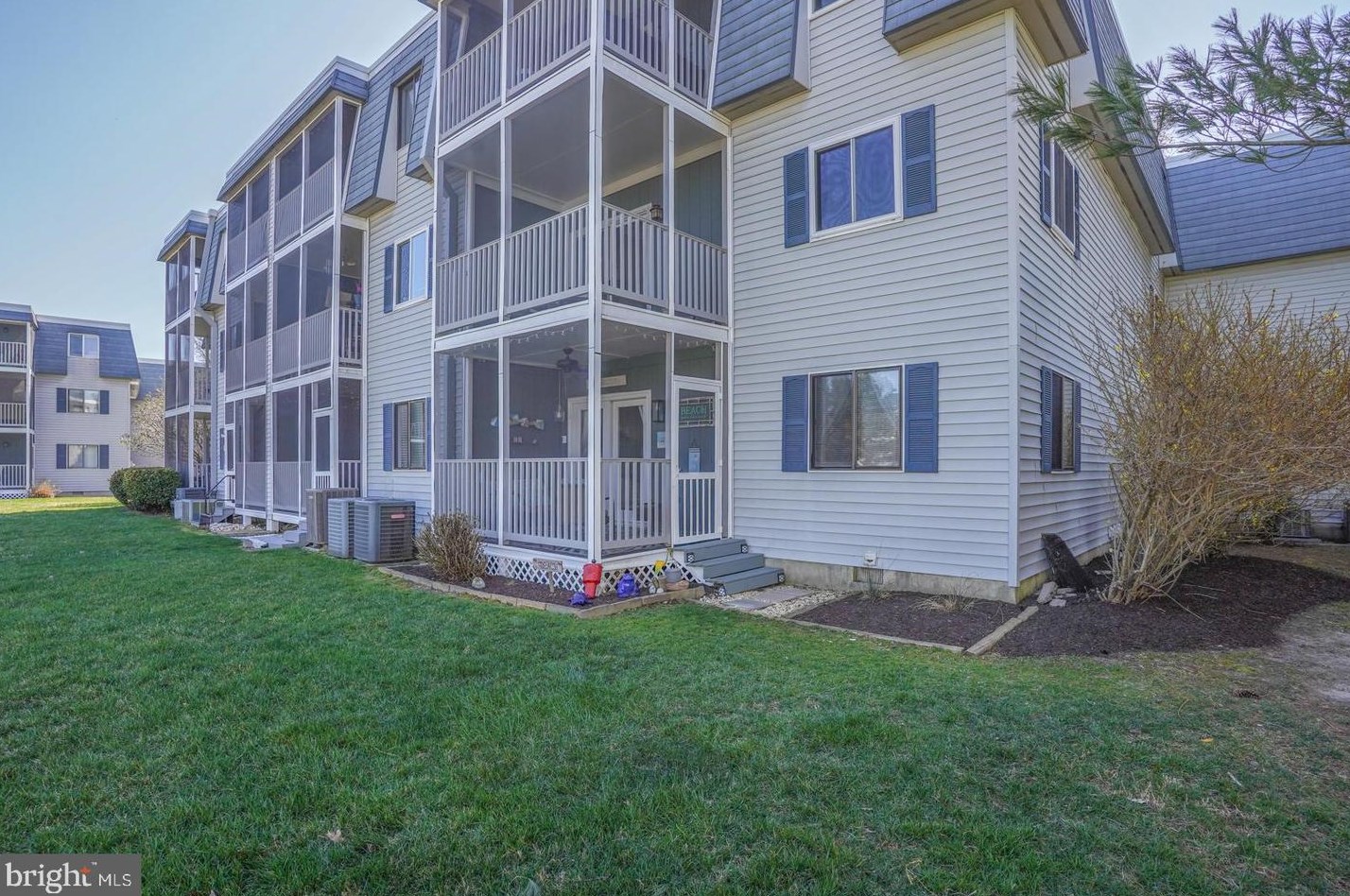 35979 Condo Dr #b102, Rehoboth, DE 19971