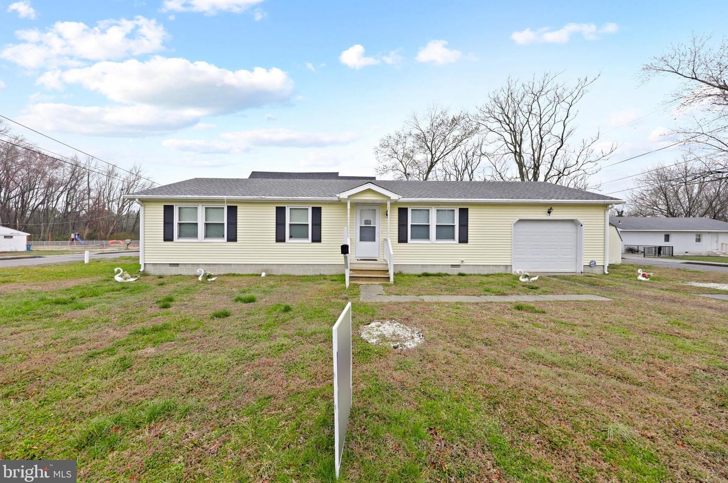 12 W Jewel St, Delmar, DE 19940