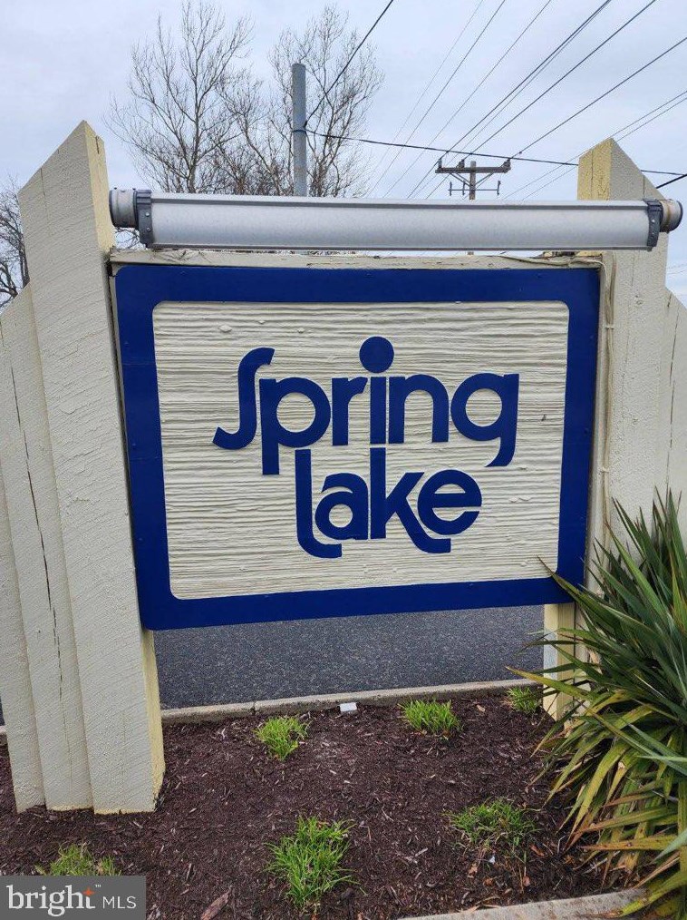 20714 Spring Lake Dr, Rehoboth, DE 19971-1718