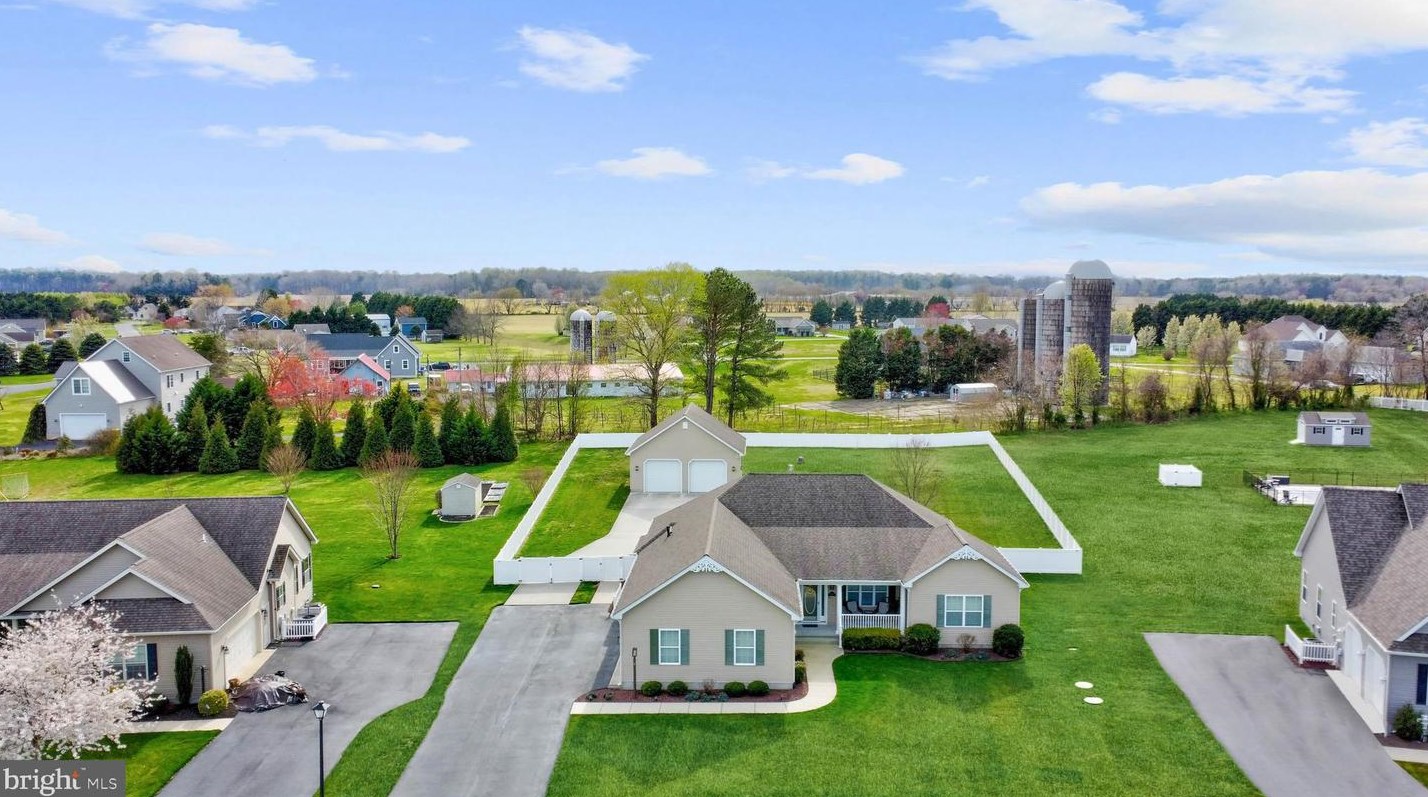 16567 Sweet Water Dr, Milton, DE 19968