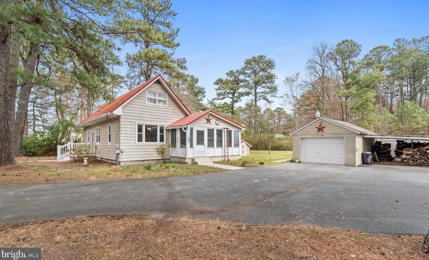 25515 Green Briar Rd, Seaford, DE 19973