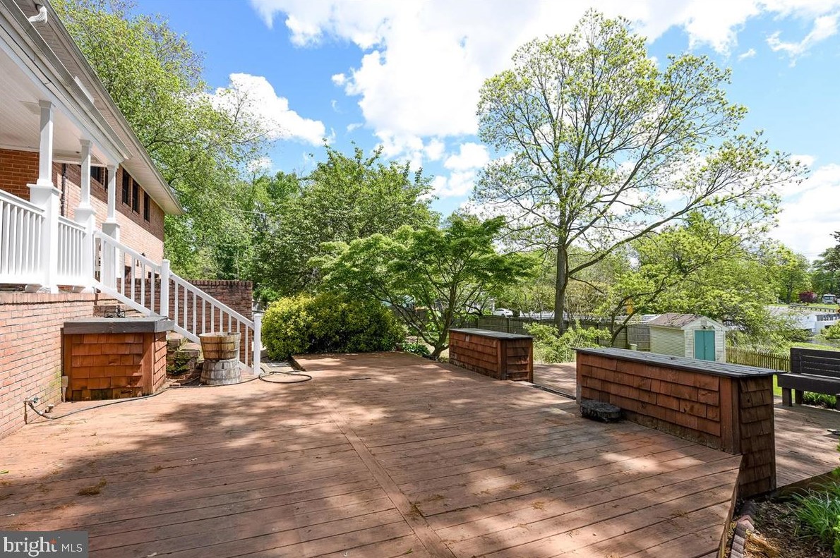 24129 Beaver Dam Dr, Seaford DE  19973-7734 exterior