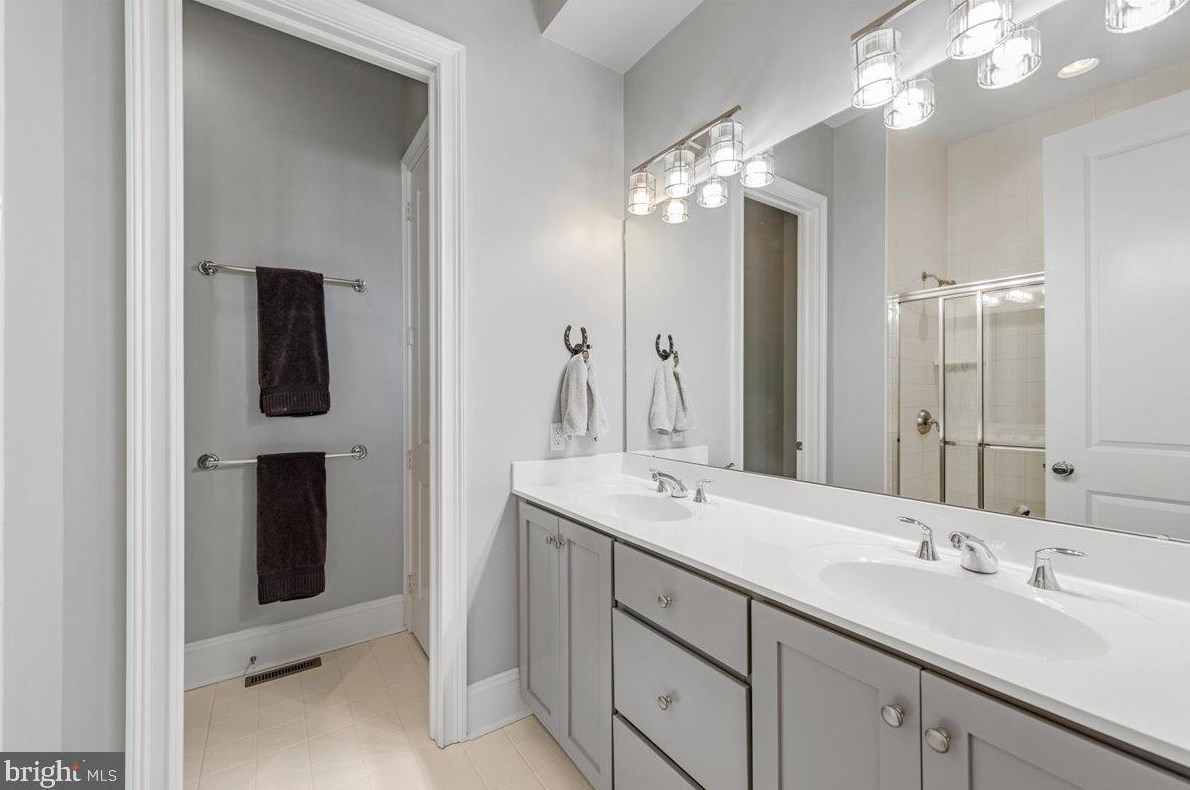 36355 Warwick Dr, Rehoboth DE 19971-1319 exterior