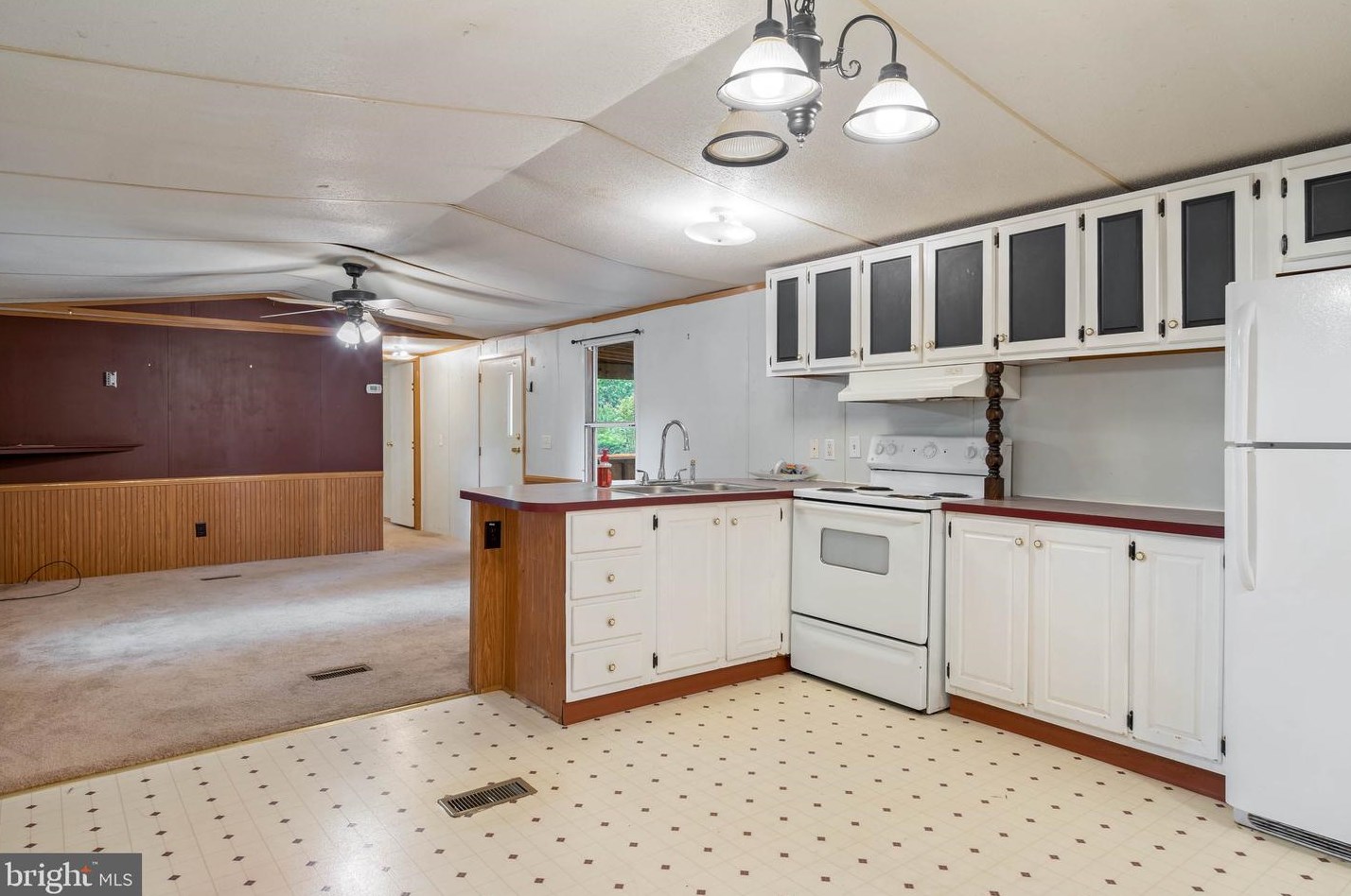 37154 Mississippi Dr, Frankford, DE 19945