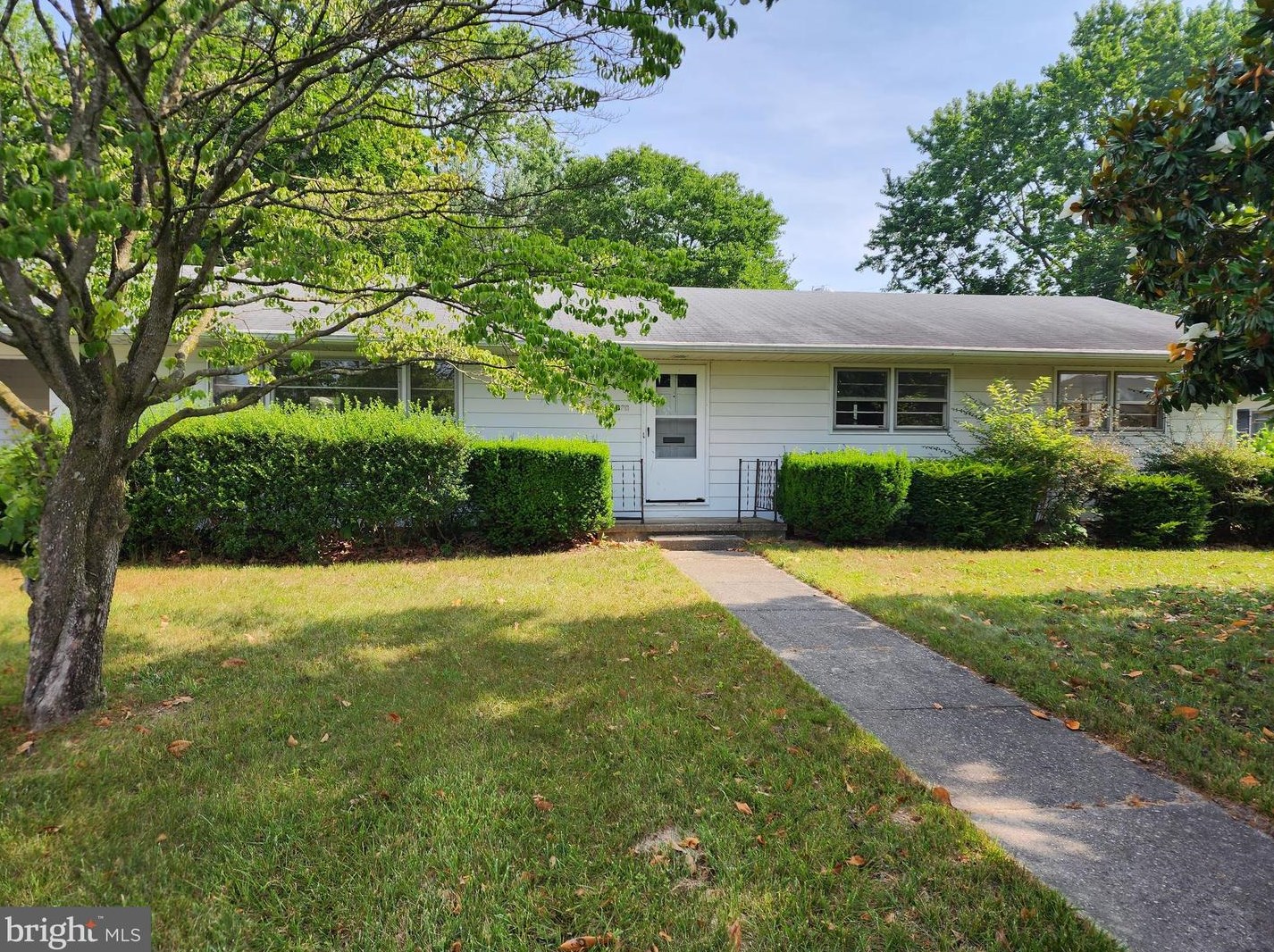 820 W Locust St, Seaford, DE 19973