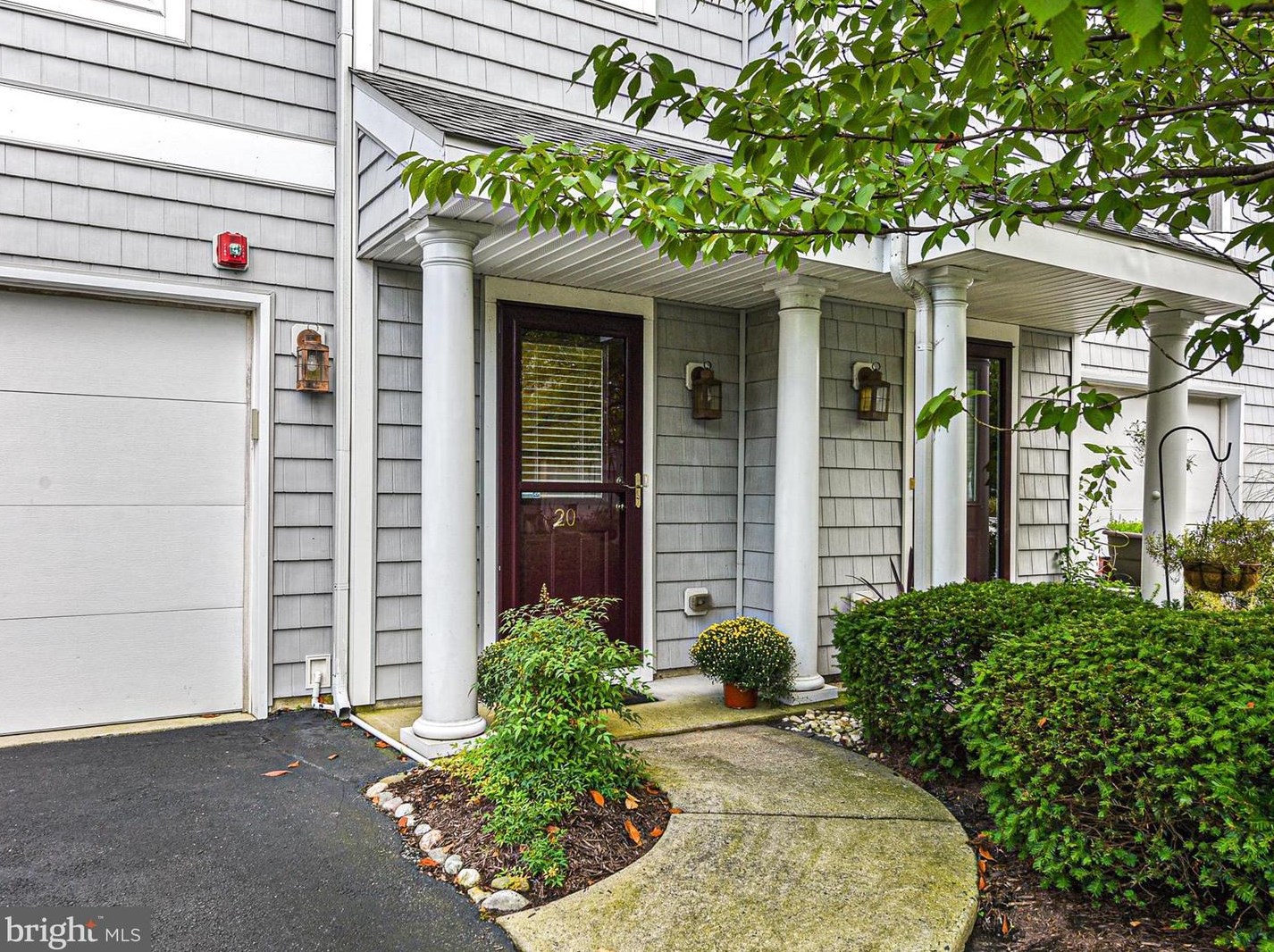20 Canal Landing Ct, Rehoboth, DE 19971-1195