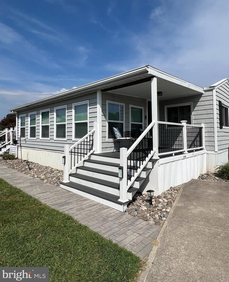 21720 F St, Rehoboth, DE 19971-8427