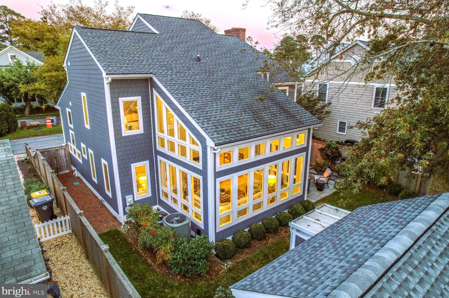 307 Scarborough Ave, Rehoboth, DE 19971-3028