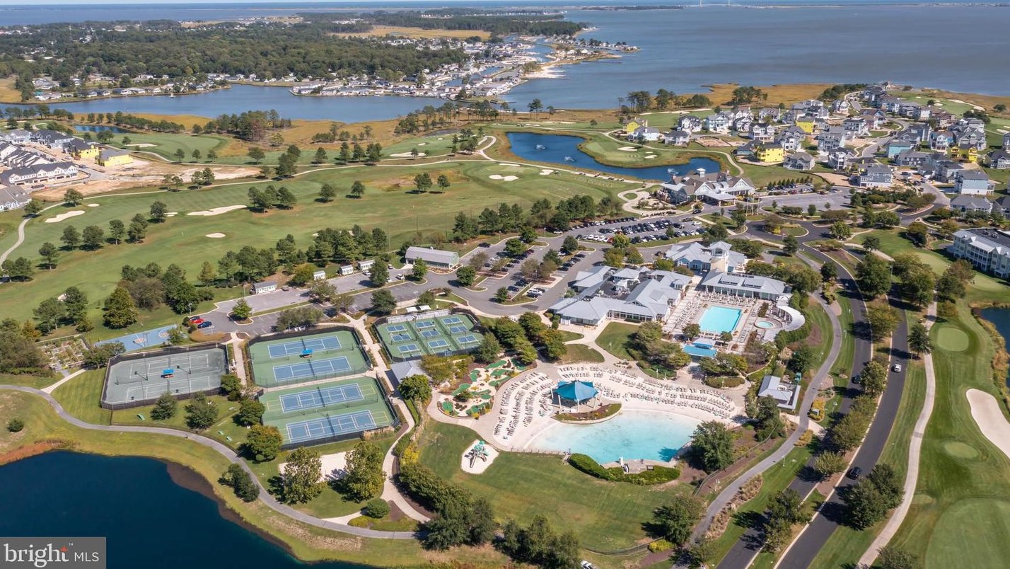 33565 Windswept Dr, Millsboro DE  10301-7039 exterior