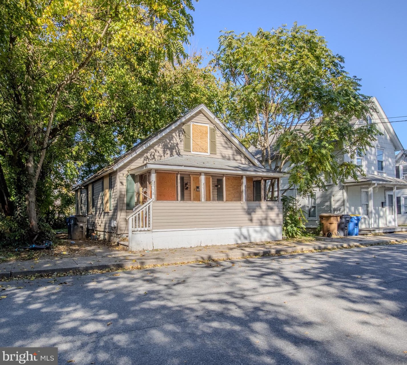 103 Se 3rd St, Slaughter Beach, DE 19963