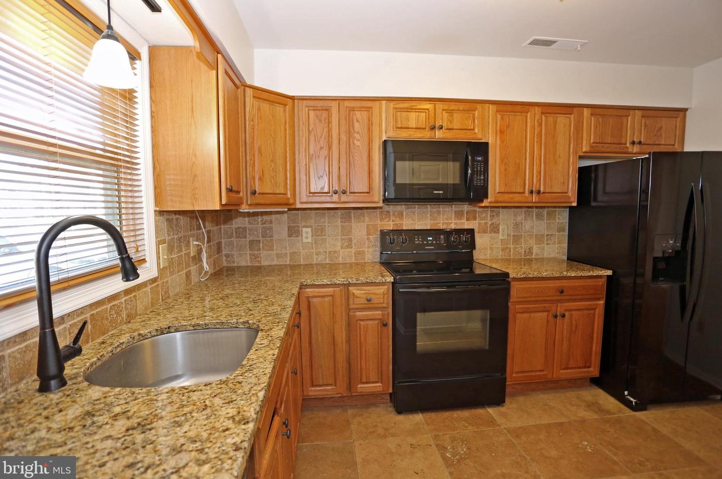 37273 Martin St, Rehoboth, DE 19971-8044