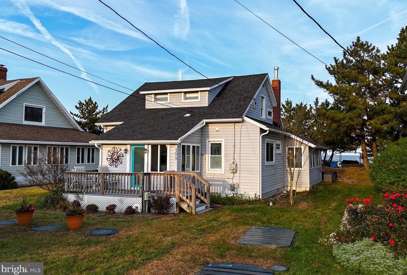 399 Bay Ave, Slaughter Beach, DE 19963