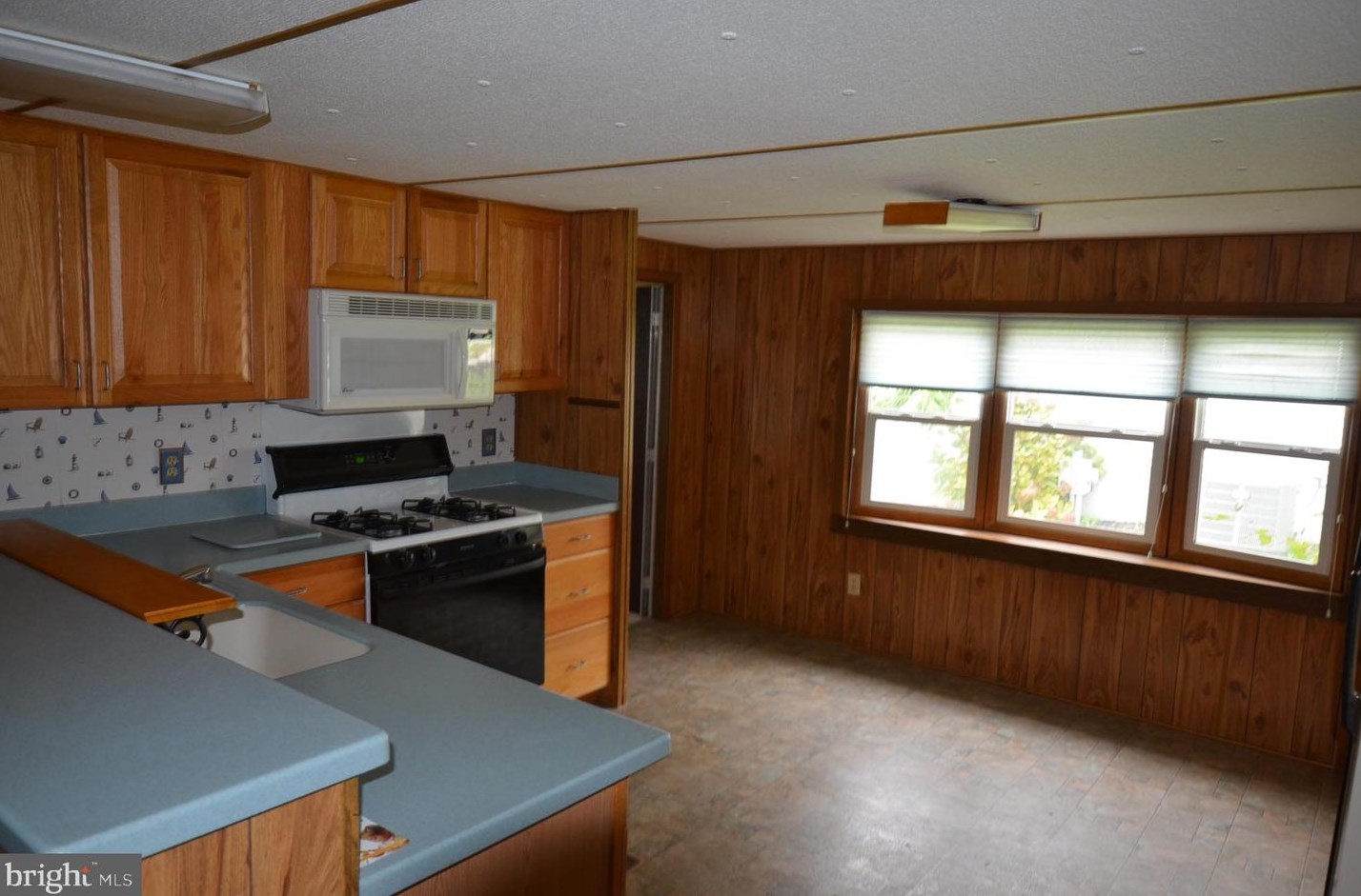 2061 Ramblewood Dr, Rehoboth DE  19971-8699 exterior