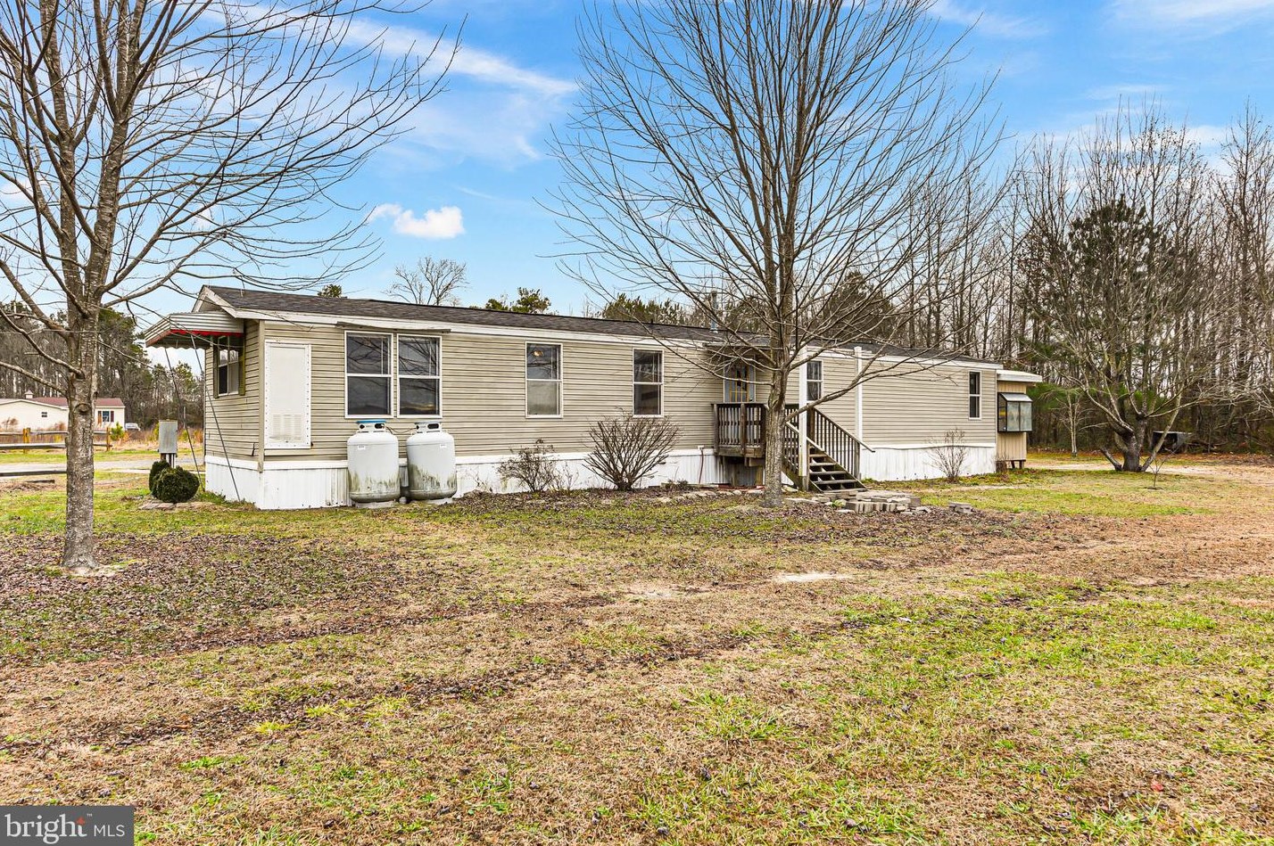 12223 N Old State Rd, Ellendale, DE 19941