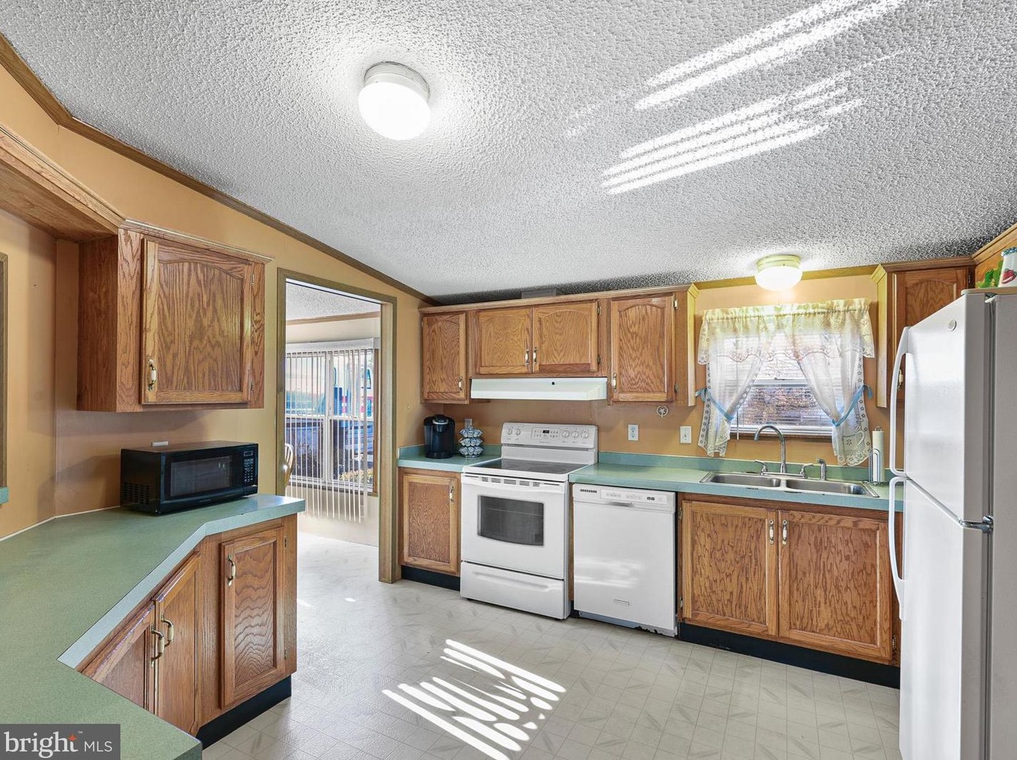 217 Holly Dr, Lincoln, DE 19960-9637