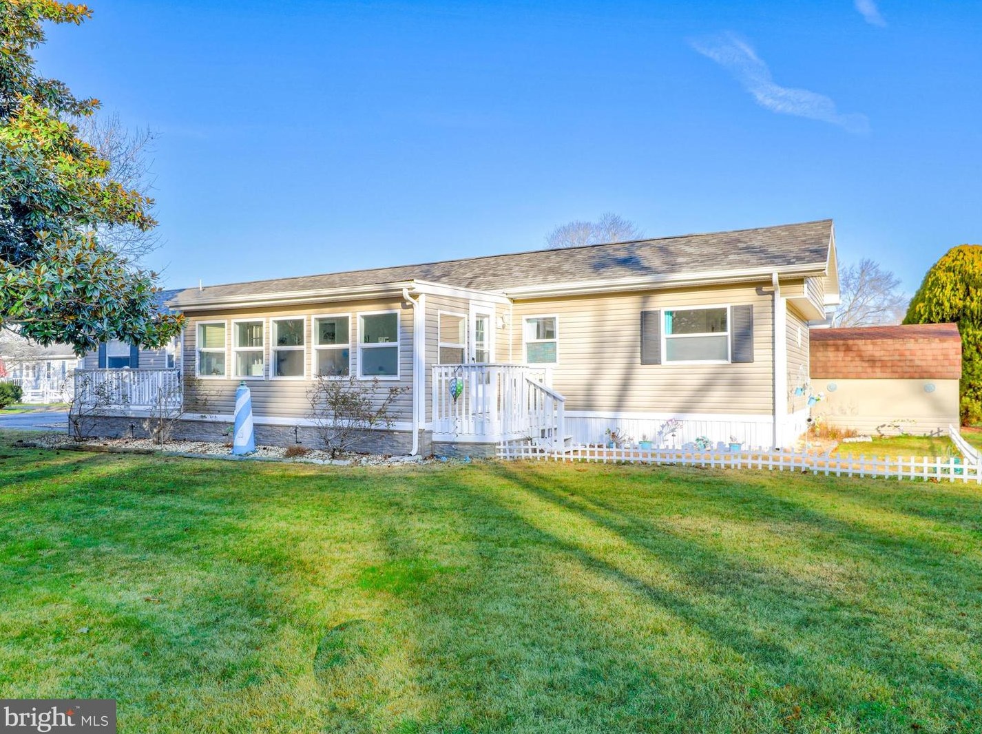 23747 Driftwood Ln, Lewes, DE 19958