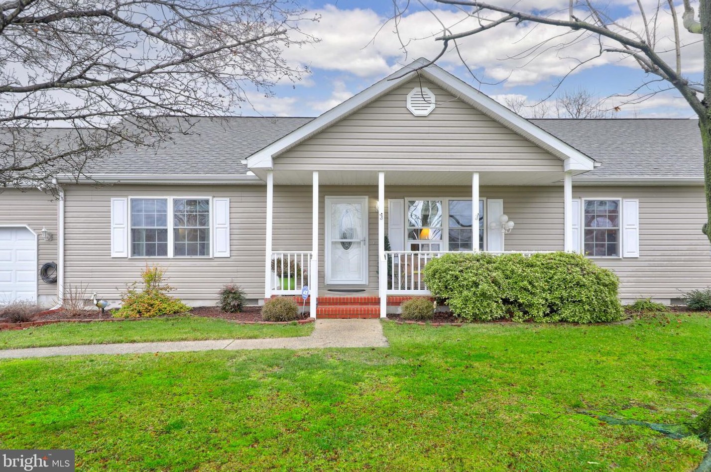 27200 Indian Meadows Cir, Millsboro, DE 19966-1768