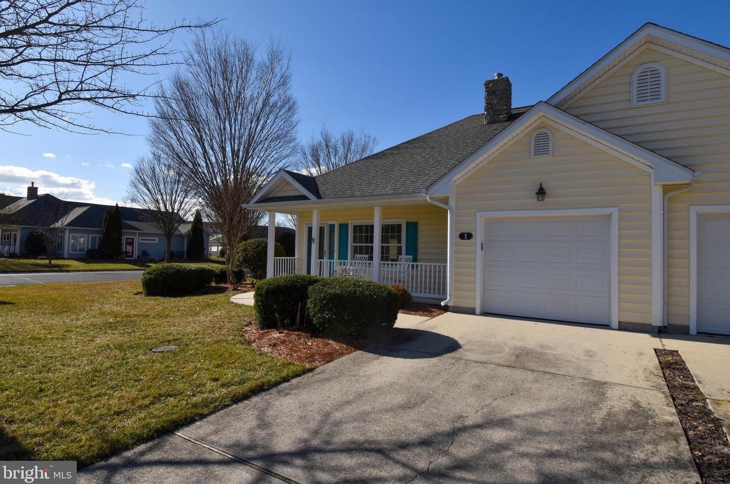 1 Bayberry St, Georgetown, DE 19947-1899