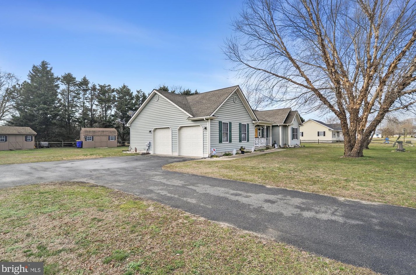 24 Rosebush Ct, Slaughter Beach, DE 19963-2128