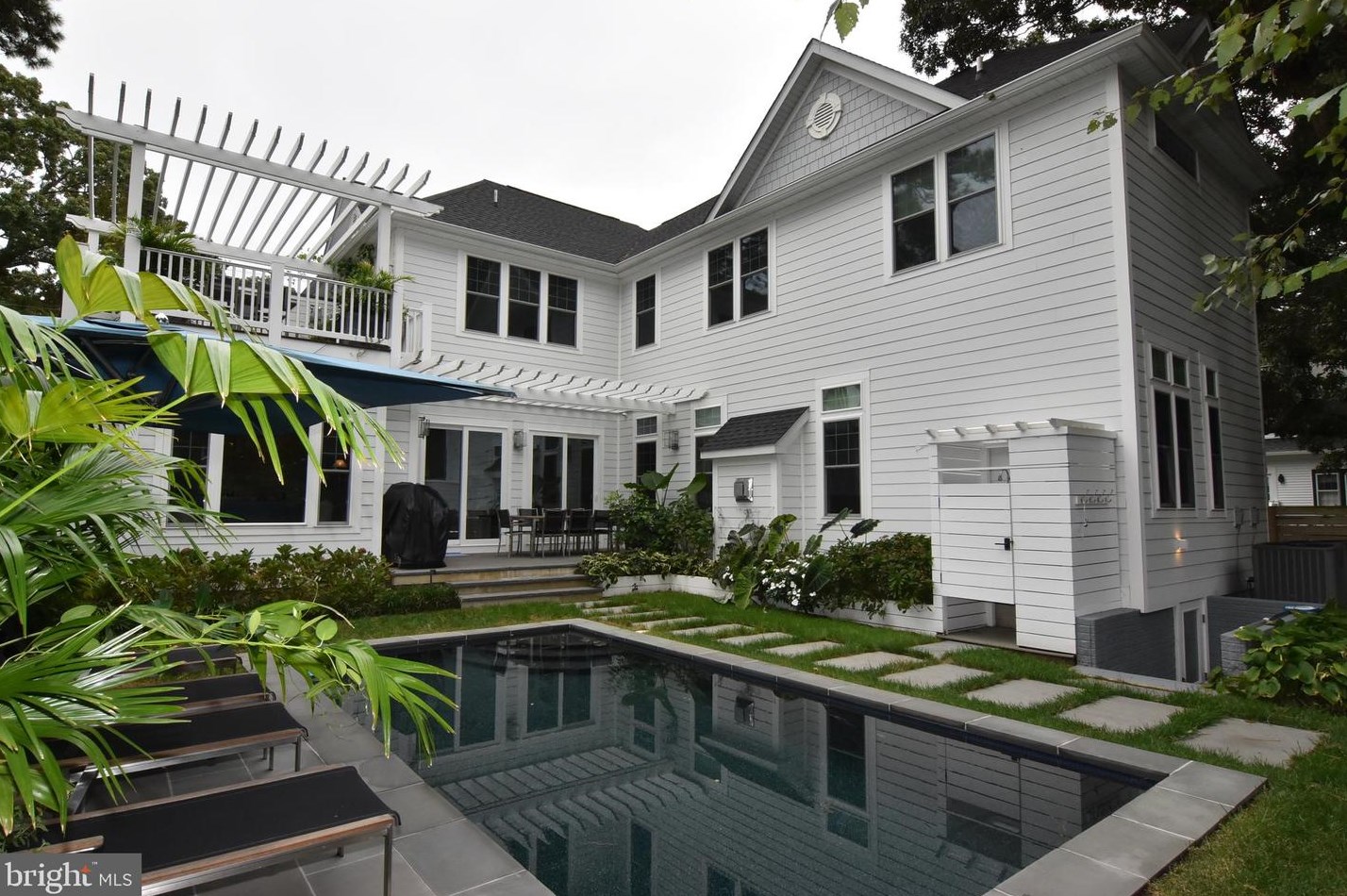 57 Columbia Ave, Rehoboth, DE 19971-1652
