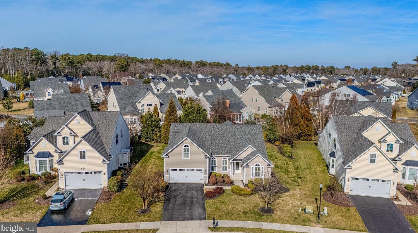37517 Worcester Dr, Rehoboth, DE 19971-4049
